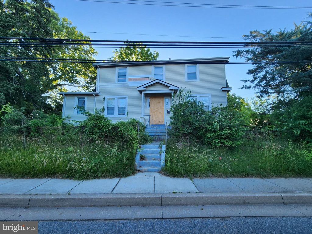 2741 CYLBURN AVE, Baltimore, MD 21215