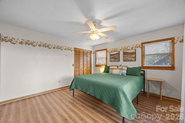 959 Plott Balsam Road, Maggie Valley, NC 28751