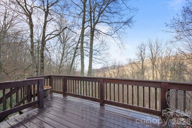 959 Plott Balsam Road, Maggie Valley, NC 28751
