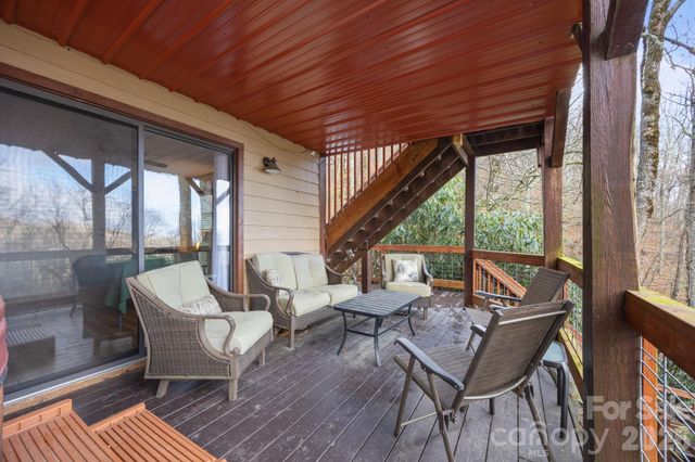 959 Plott Balsam Road, Maggie Valley, NC 28751