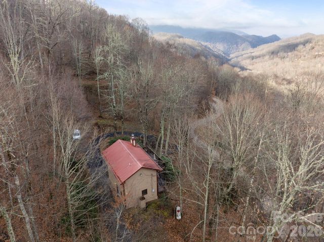 959 Plott Balsam Road, Maggie Valley, NC 28751