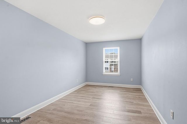 233 LAFAYETTE DR, Swedesboro, NJ 08085