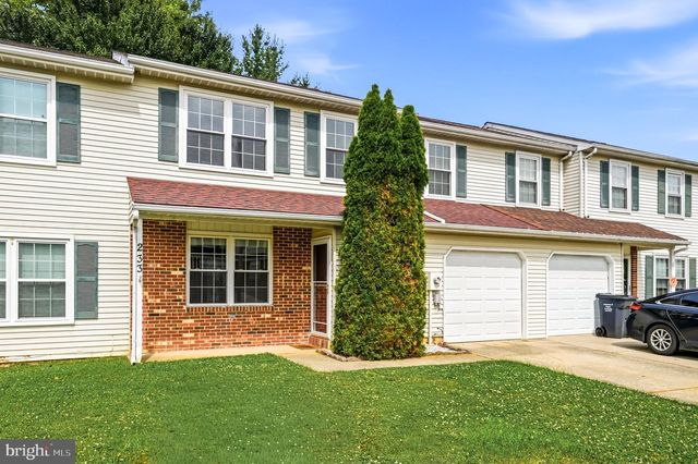 233 LAFAYETTE DR, Swedesboro, NJ 08085