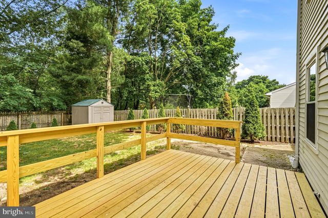 233 LAFAYETTE DR, Swedesboro, NJ 08085