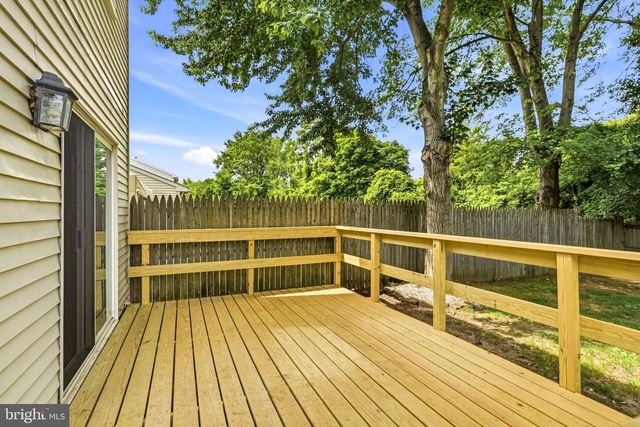 233 LAFAYETTE DR, Swedesboro, NJ 08085