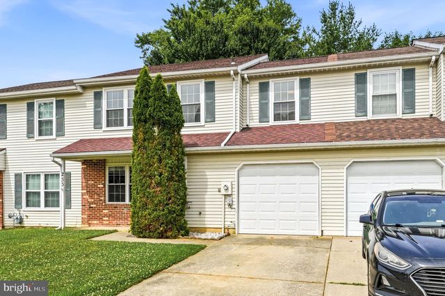 233 LAFAYETTE DR, Swedesboro, NJ 08085