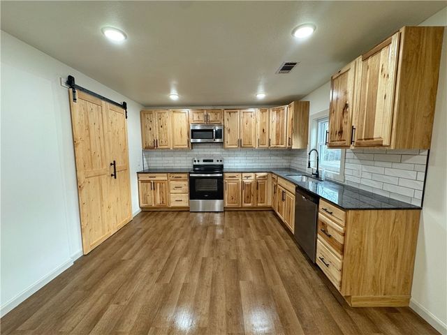 10439 Spring Mountain Road, Dardanelle, AR 72834