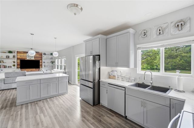 51 Shady Pines Avenue, Springboro, OH 45066