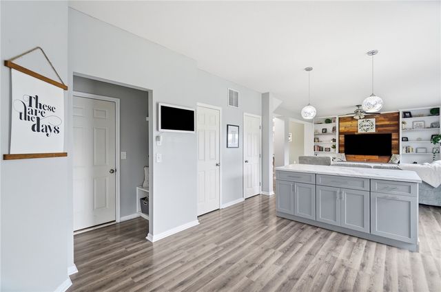 51 Shady Pines Avenue, Springboro, OH 45066