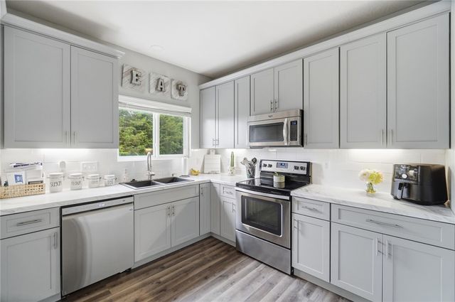 51 Shady Pines Avenue, Springboro, OH 45066