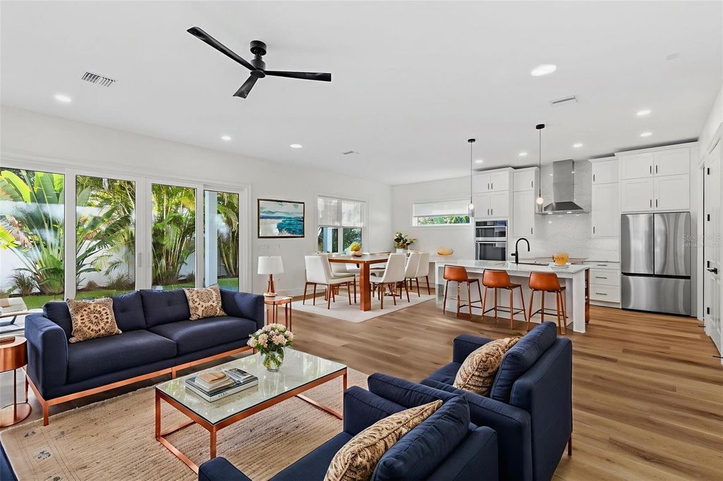 Image 3 of property listing at 3801 71ST STREET N, St Petersburg, FL 33709