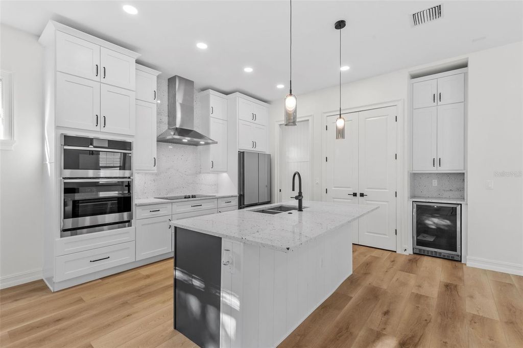 Image 4 of property listing at 3801 71ST STREET N, St Petersburg, FL 33709