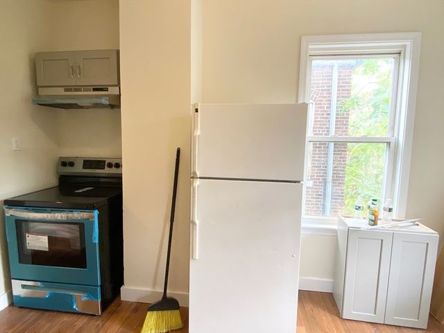 126 Glenville Ave 2, Boston, MA 02134