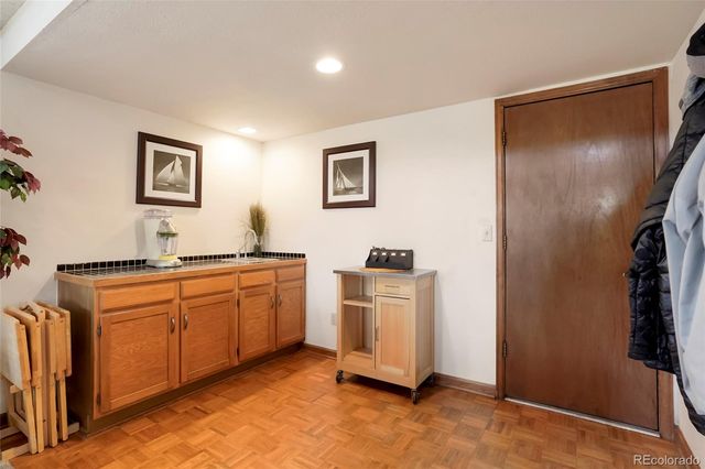 5200 S Memphis Court, Aurora, CO 80015