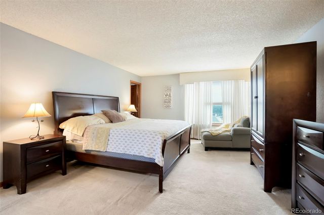 5200 S Memphis Court, Aurora, CO 80015