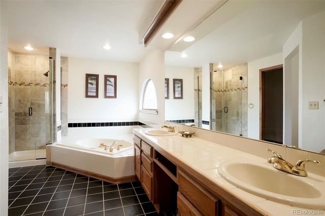 5200 S Memphis Court, Aurora, CO 80015