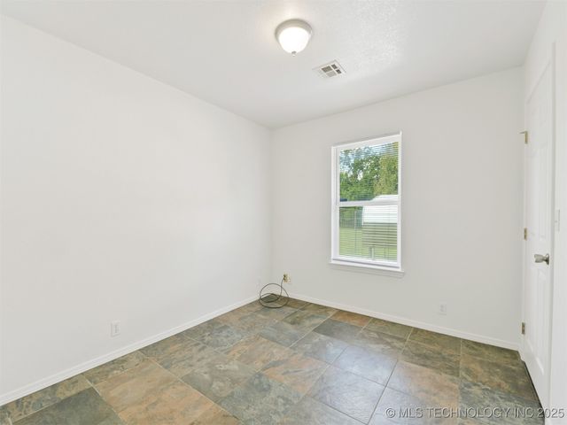 16765 Lacy Hull Road, Madill, OK 73446