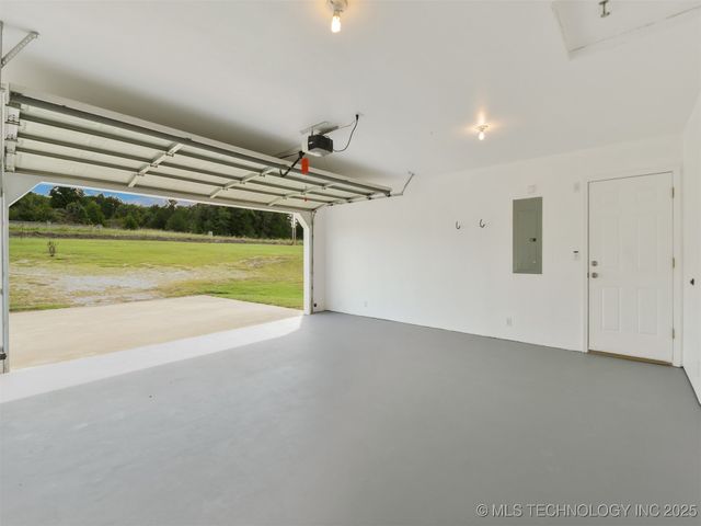 16765 Lacy Hull Road, Madill, OK 73446