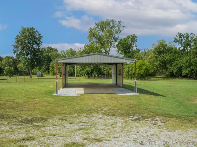 16765 Lacy Hull Road, Madill, OK 73446