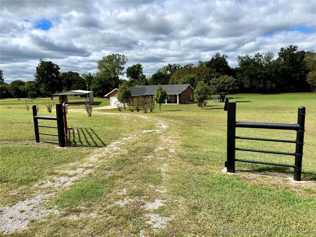 16765 Lacy Hull Road, Madill, OK 73446