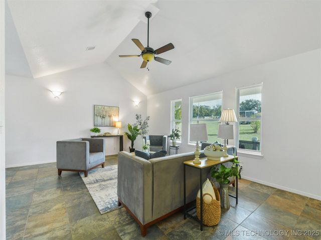 16765 Lacy Hull Road, Madill, OK 73446