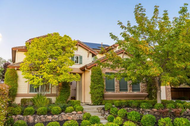 209 Fantail Ct, Lincoln, CA 95648
