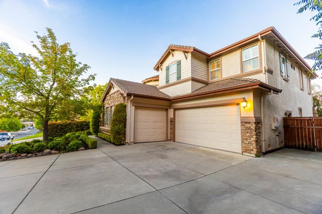 209 Fantail Ct, Lincoln, CA 95648