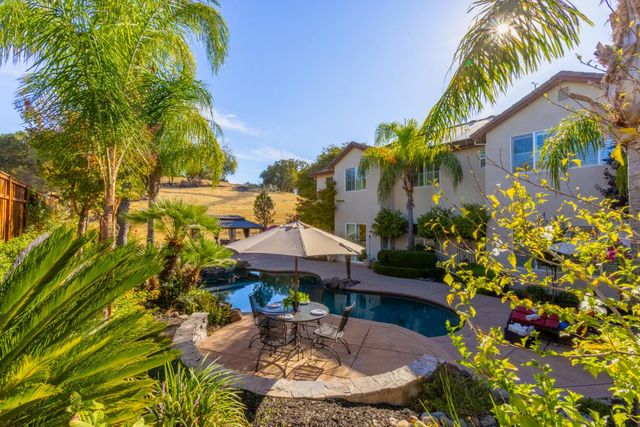 209 Fantail Ct, Lincoln, CA 95648