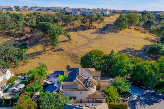 209 Fantail Ct, Lincoln, CA 95648