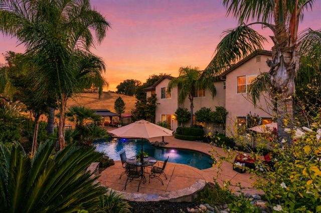 209 Fantail Ct, Lincoln, CA 95648