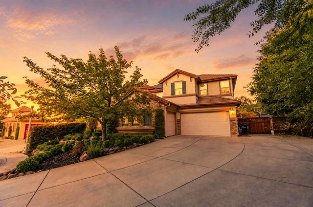 209 Fantail Ct, Lincoln, CA 95648
