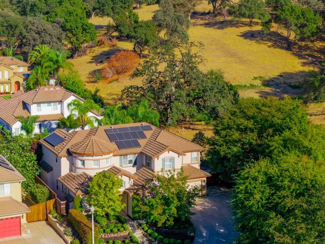 209 Fantail Ct, Lincoln, CA 95648