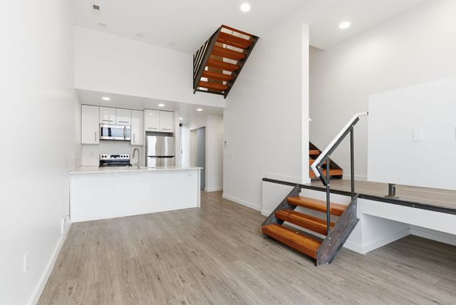 904 E Indiana Ave Ave, Spokane, WA 99207