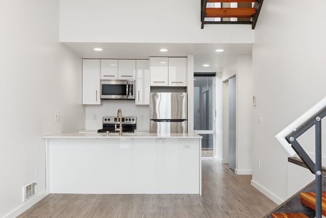 904 E Indiana Ave Ave, Spokane, WA 99207