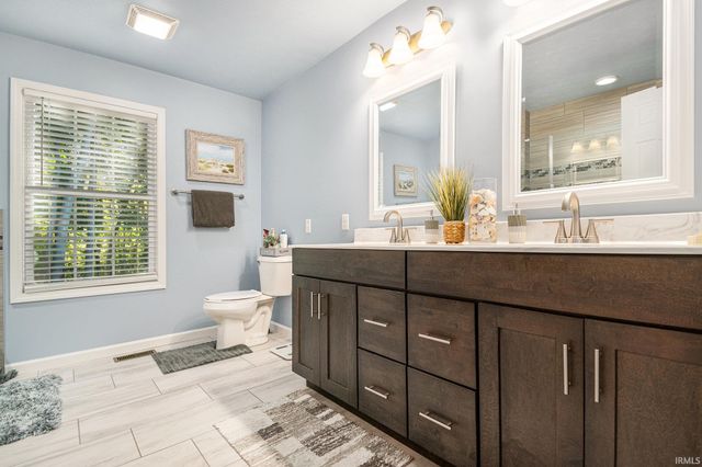 50961 Forest Lake Trail, South Bend, IN 46628
