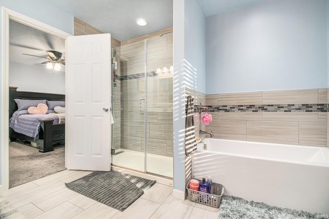 50961 Forest Lake Trail, South Bend, IN 46628