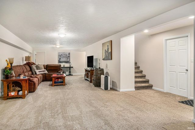 50961 Forest Lake Trail, South Bend, IN 46628