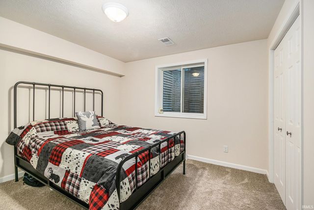 50961 Forest Lake Trail, South Bend, IN 46628