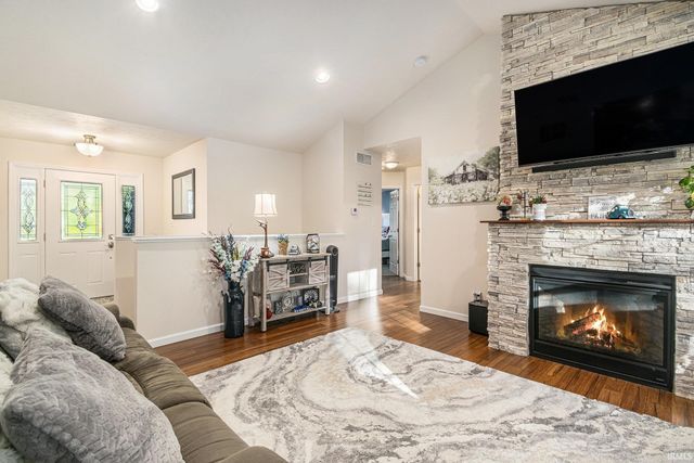 50961 Forest Lake Trail, South Bend, IN 46628