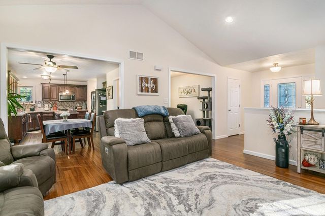 50961 Forest Lake Trail, South Bend, IN 46628