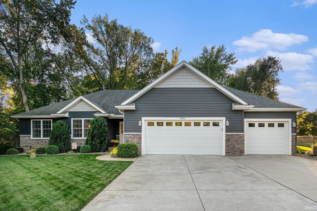 50961 Forest Lake Trail, South Bend, IN 46628