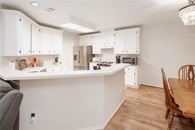 1902 Wilderland Circle, Bryan, TX 77807