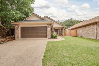 1902 Wilderland Circle, Bryan, TX 77807