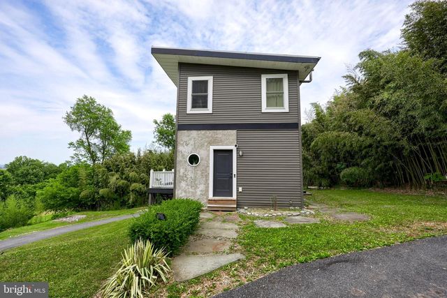 755 KINDERHOOK RD, Columbia, PA 17512