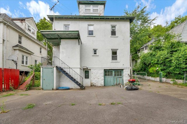 639 S 5th Avenue, Mount Vernon, NY 10550