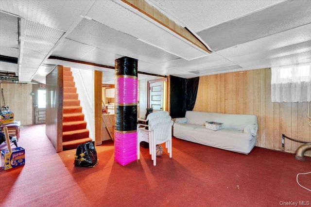 639 S 5th Avenue, Mount Vernon, NY 10550