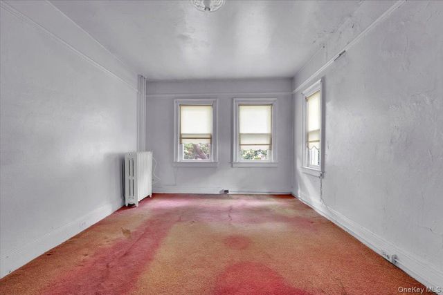 639 S 5th Avenue, Mount Vernon, NY 10550