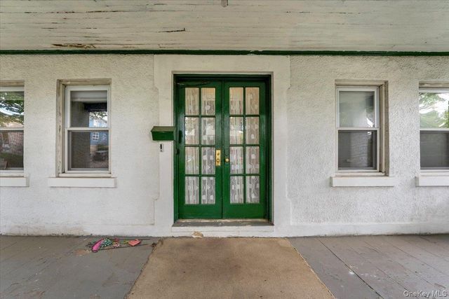 639 S 5th Avenue, Mount Vernon, NY 10550