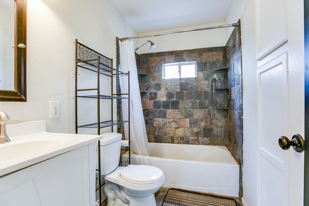 Image 20 of property listing at 1630 Canal Road, San Angelo, TX 76904