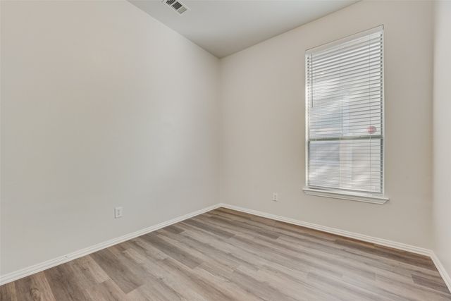 1829 Forsythe Drive, Savannah, TX 76227